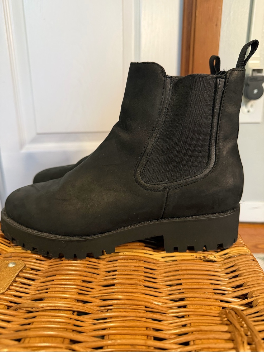 Thursday Legend Black Chelsea Boots - Size 7 - Picture 10 of 13